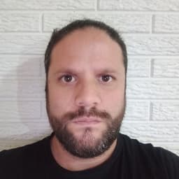 Luis avatar