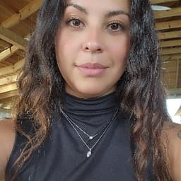 Daniela avatar
