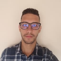 Nicolas avatar