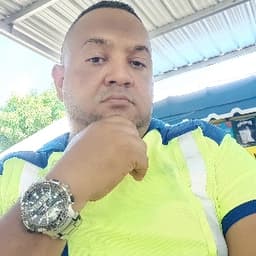 Julio avatar