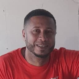 Víctor avatar