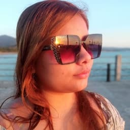 Laura avatar
