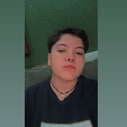 Yuliana avatar