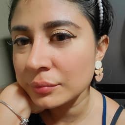 Cinthya avatar
