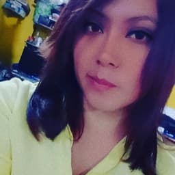 Daniela avatar