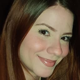 Daniela avatar