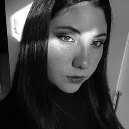 Paula avatar