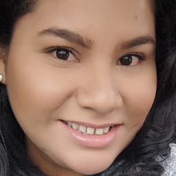 María avatar