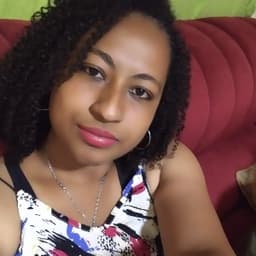 Yisella avatar