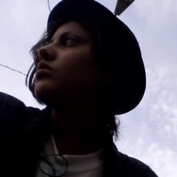 Alysson avatar