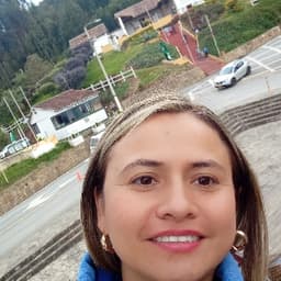 Claudia avatar
