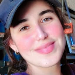 Estefany avatar