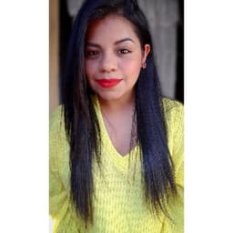 Lucía avatar
