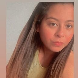 María avatar