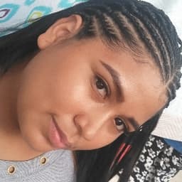 María avatar