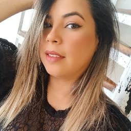 Lisetth avatar