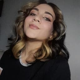 María avatar