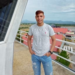 Luis avatar