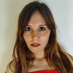 María avatar