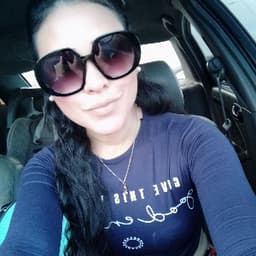 María avatar