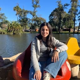 María avatar