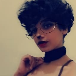 Daniela avatar