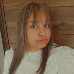 Carla avatar