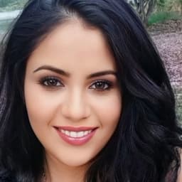 Lorena avatar