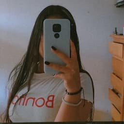 María avatar