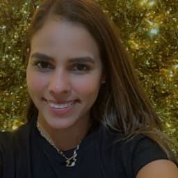 María avatar