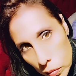 Claudia avatar