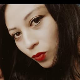 Laura avatar