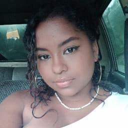 María avatar