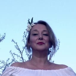 Analía avatar