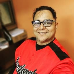 ElleryLopez avatar