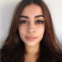 María avatar