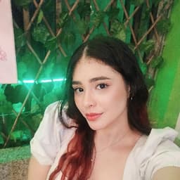 Adriana avatar