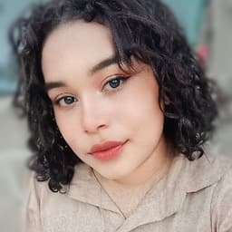 María avatar