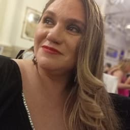 Laura avatar