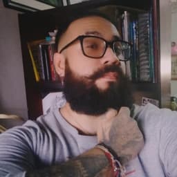 Luis avatar