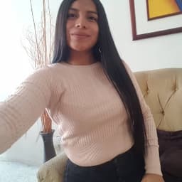 Paola avatar