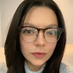Daniela avatar