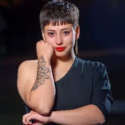 Priscila avatar