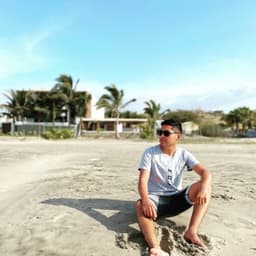 Alexis avatar