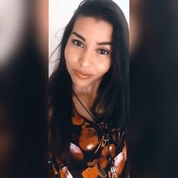 María avatar