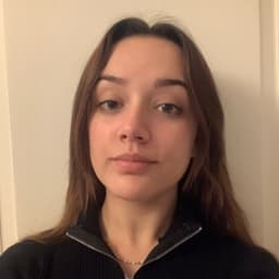 María avatar