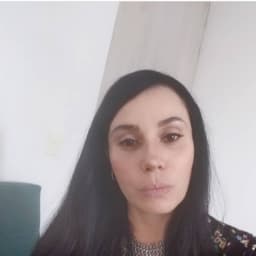 Claudia avatar