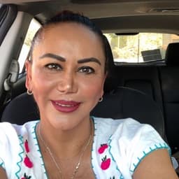 Mónica avatar