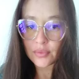 Yuli avatar