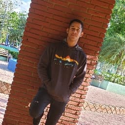Julio avatar